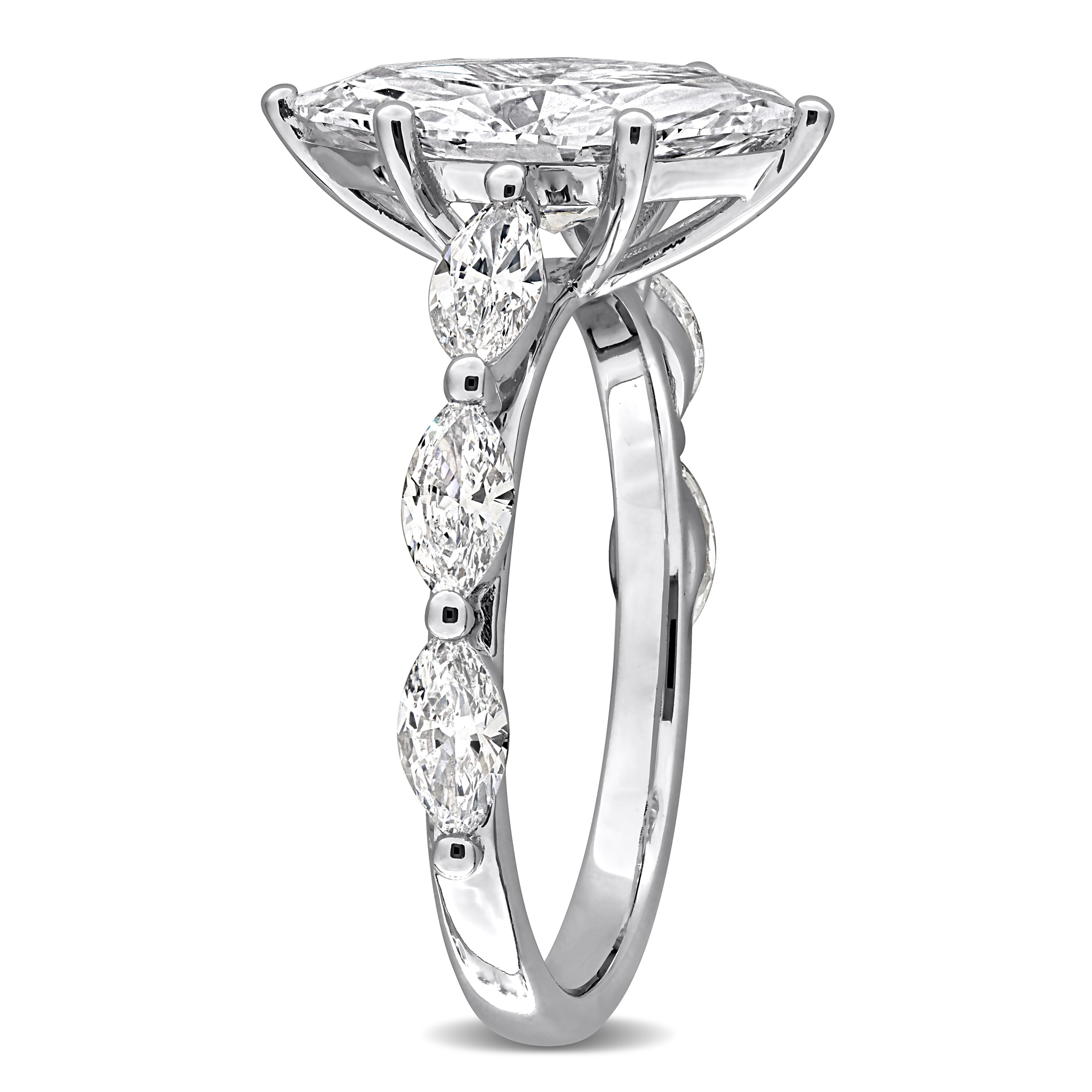 variant:marquise